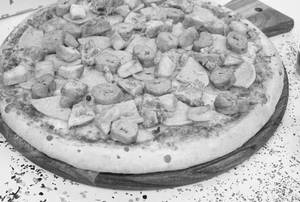 California Chicken Pizza