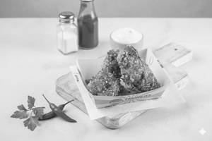 Honey Siracha Hot Wings (2pcs)