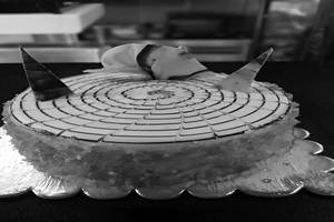 Eggless Butterscotch Cake (450 Grams)