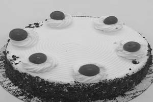 Eggless Black Forest Cake (450 Grams)