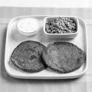 Upvas Thalipeeth (2 Pcs)