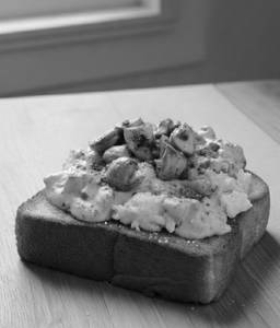 Creamy Mushroom Toast