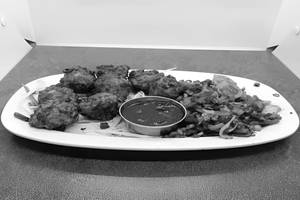Crisp Manchurian Balls With Hot Garlic Sauce