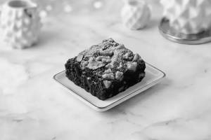 Eggless Walnut Brownie