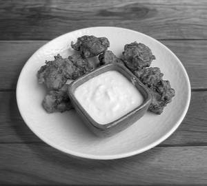 Kuttu Ke Pakore