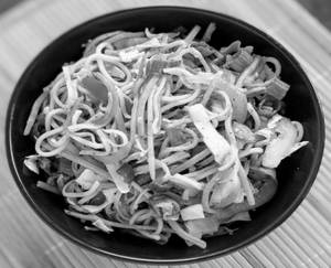 Veg Hakka Noodles