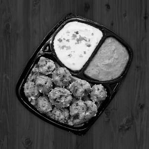 Navratri Vrat Special Kuttu Aloo Pakodi With Curd