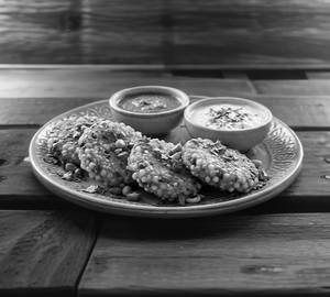 Sabudana Tikki [4 Pieces] + Raita