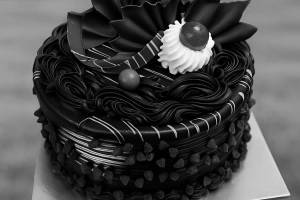 Chocolate Truffle Cake [500 g, Serves 5]