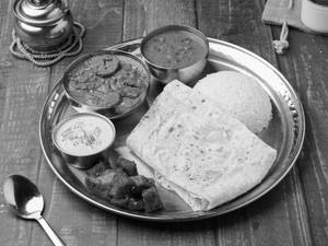 Kadhai Soya Chaap, Dal Makhani Deluxe Thali
