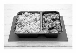 Veg Fried Rice With Paneer Manchurian Gravy Combo [4 pcs]