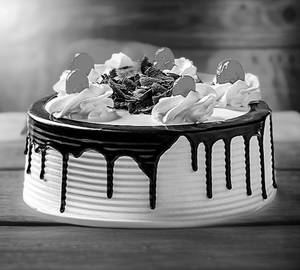 Eggless black forest cake