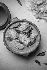 Veg-fish Mango Curry