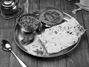 Soya Keema, Dal Tadka, Rumali Roti Thali