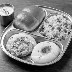 Pauva + Upma + Khichu [3 Partition Thali]