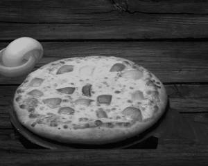 Onion Pizza