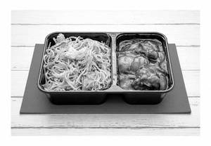 Chicken Hakka Noodles With Chili Chicken Gravy Combo [4 pcs]