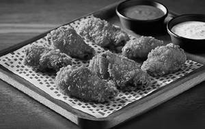 10 Pcs Crispy Wings + 2 Dips