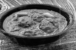 Chinna Vengaya Poondu Kuzhambu