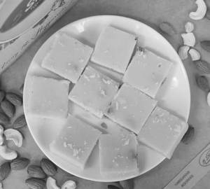 Mawa Pista Barfi
