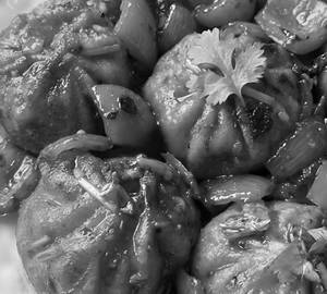 Chicken pan fried momo [6 pieces]