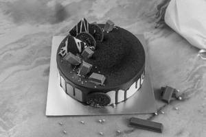 Kitkat Cake