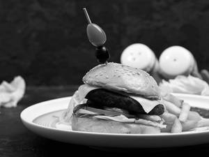 Smoky Peri Chicken Burger