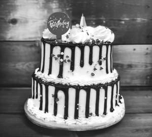 Double Story Black Forest 1.5 Kg