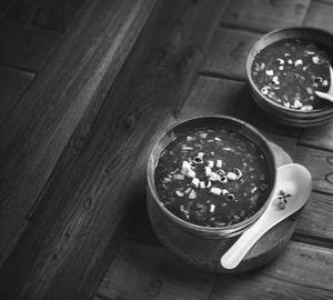 Chicken hot and sour soup