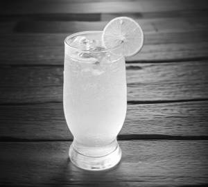 Fresh lime soda mocktails