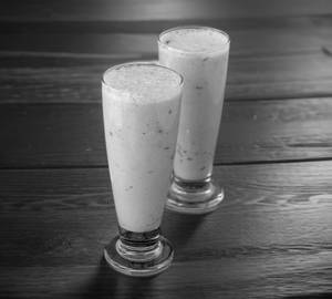 Mix fruits lassi