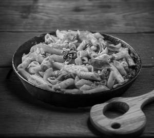 Veg pasta red sauce