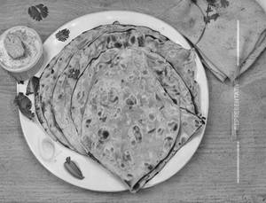 Methi Paratha In Tandoori
