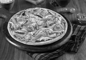 Chatpata Paneer Pizza