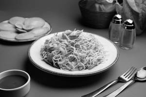 Veg. Hakka Noodles