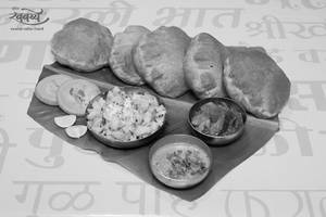 Suki Batata Bhaji + 5 Puri Combo