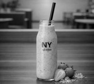 Fresh Strawberry Shake