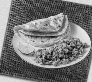 Roti 5  + Sabzi +  Halwa (Thali)