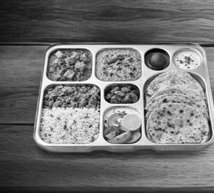 Deluxe Veg Thali
