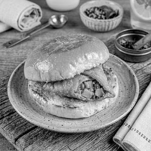 Butter Grilled Samosa Pav