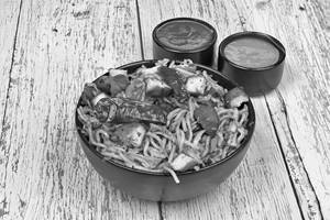 Schezwan Chicken Noodles