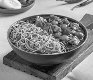 Chilli Paneer with Garlic Noodles Bowl