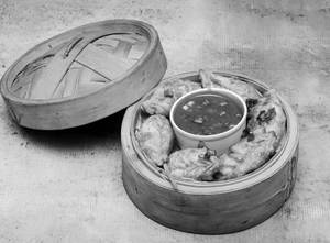 Paneer Fried Momos [8 Pieces]