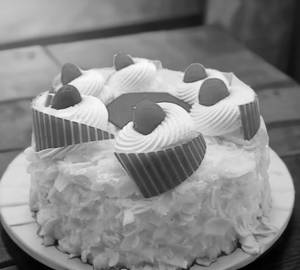 White Forest Cake [Small]