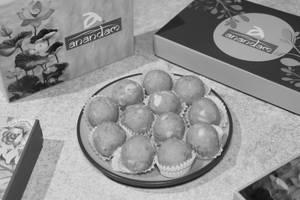 Atta Dry Fruit Laddu