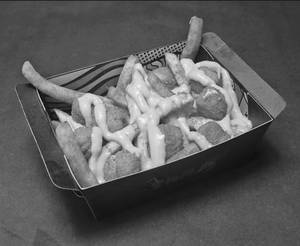Cheese Topped Tossed + Peri Peri French Fries                                