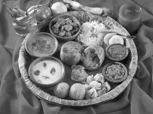 Dal Bafla Regular Thali