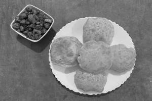 Poori Sukha Aloo Sabzi