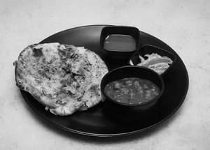 1 Paneer Kulcha Chola