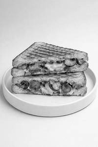 Grilled Mushroom Sandwich